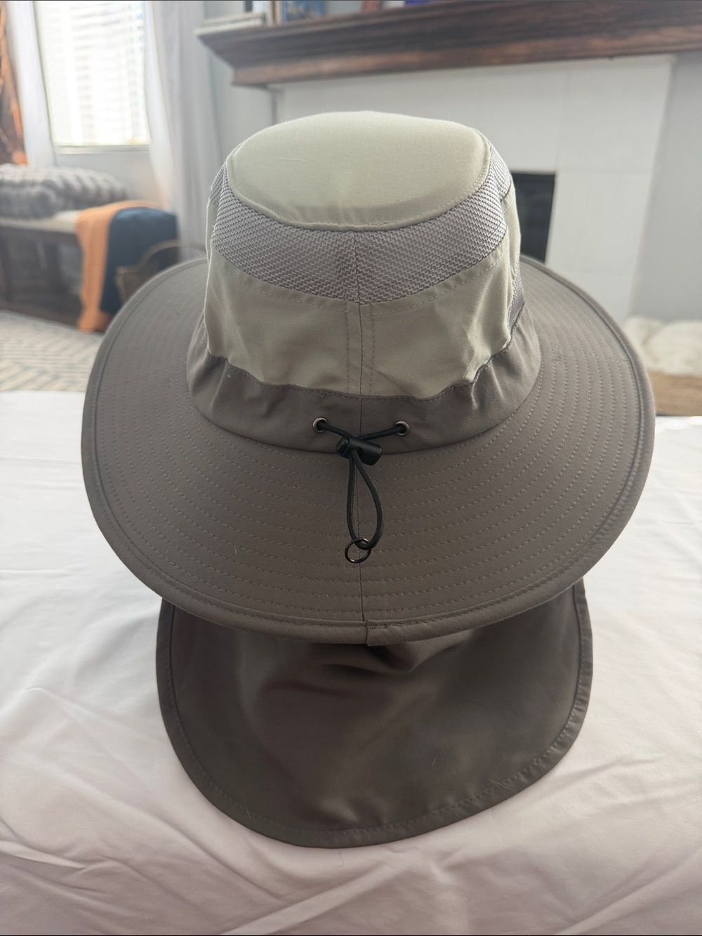 Free Authority Gray Sun Hat with Neck Flap - Picture 3 of 4